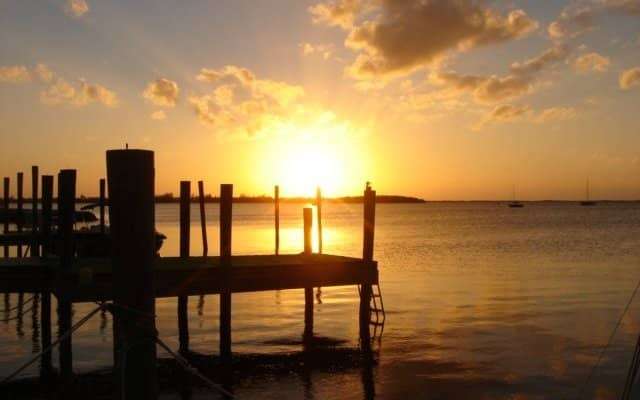 Enjoy-the-Florida-Keys-paradise-while-learning-to-sail